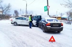 Кто должен оплачивать услуги аварийного комиссара