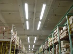 Дежурное освещение внутри склада по новым противопожарным правилам